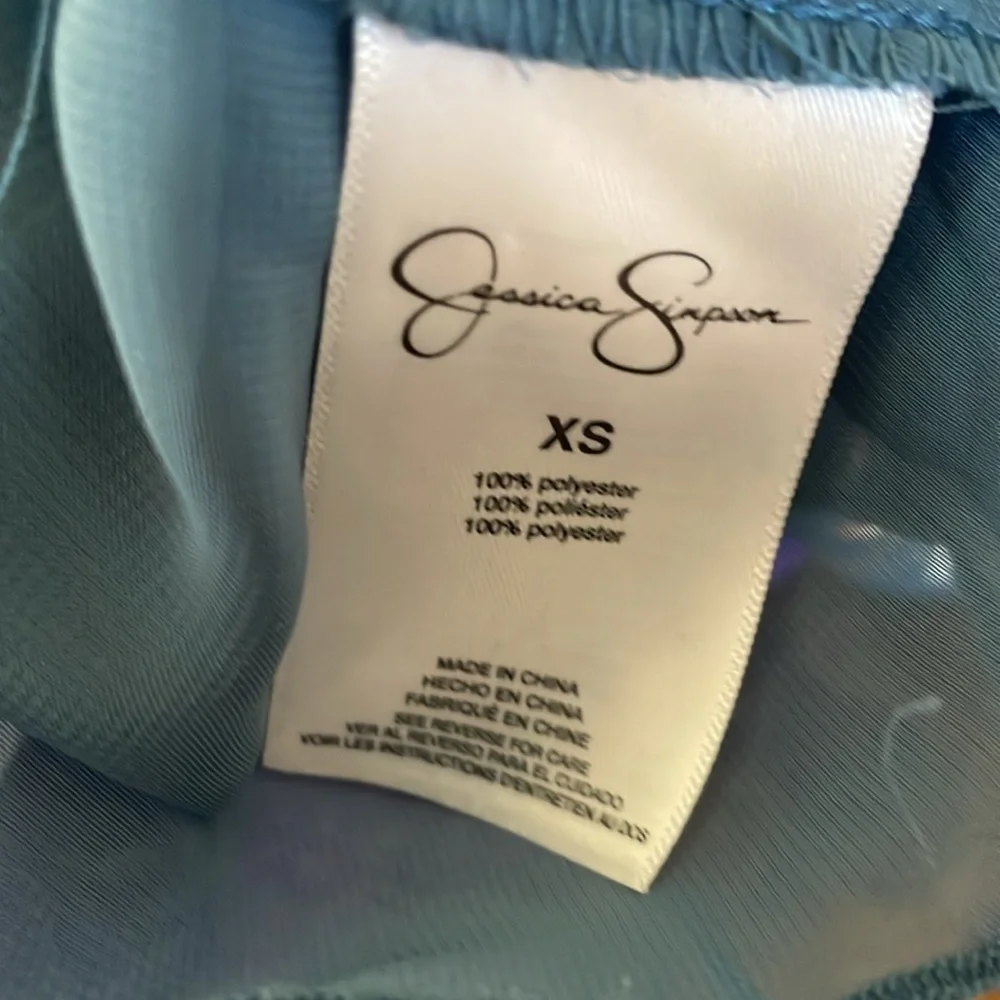 Floral Off-Shoulder Blouse - Picture 12 of 15